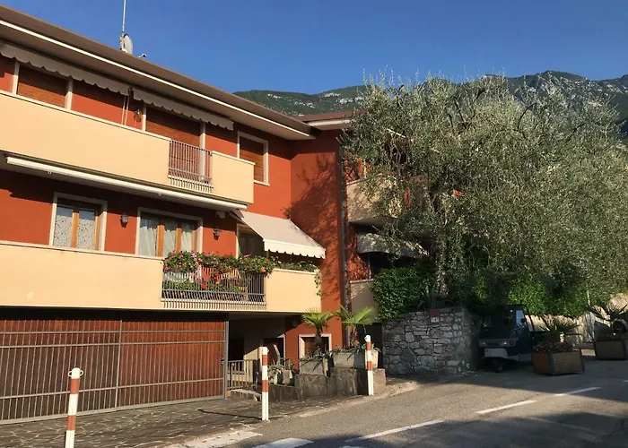 Riki\'S Home In Malcesine